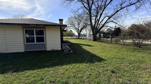 34 1st, Cartwright, OK 74731