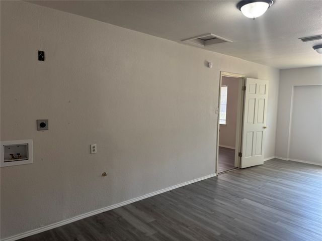 1229 Greenbrier Drive, Mesquite, TX 75149