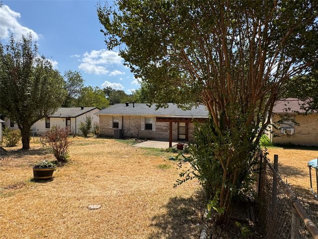 1229 Greenbrier Drive, Mesquite, TX 75149