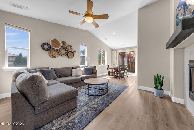 2960 Sage Ridge Drive, Reno, NV 89509