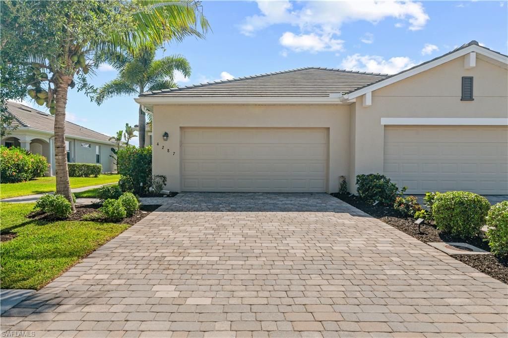 4287 Lemongrass DR, FORT MYERS, FL 33916 — exterior