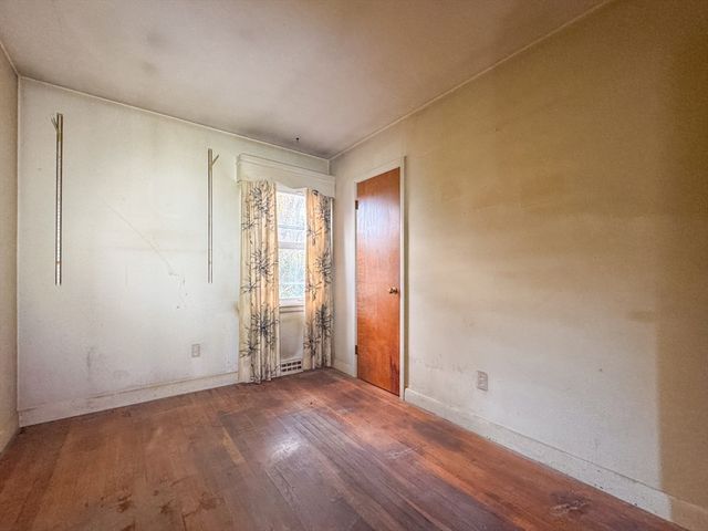 9 Paul Ave, Freetown, MA 02717