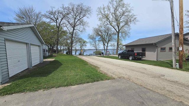 3312 E Charley Bluff Road, Milton, WI 53563
