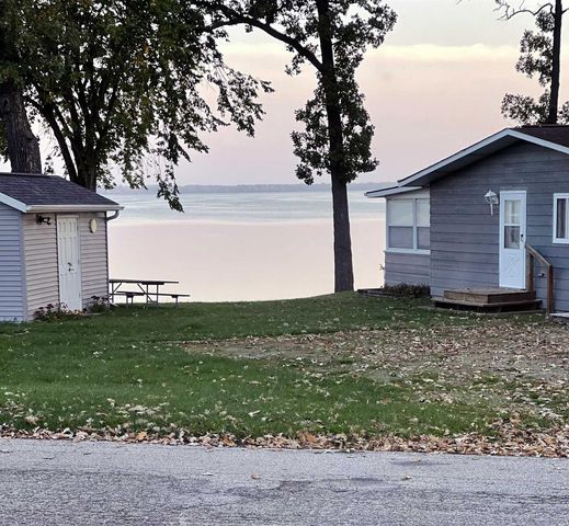 3312 E Charley Bluff Road, Milton, WI 53563
