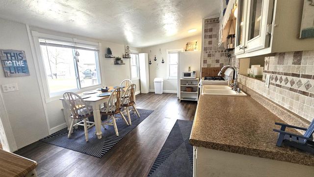 3312 E Charley Bluff Road, Milton, WI 53563