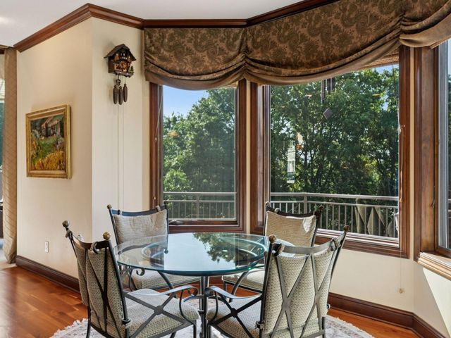 10683 Sonoma Ridge, Eden Prairie, MN 55347