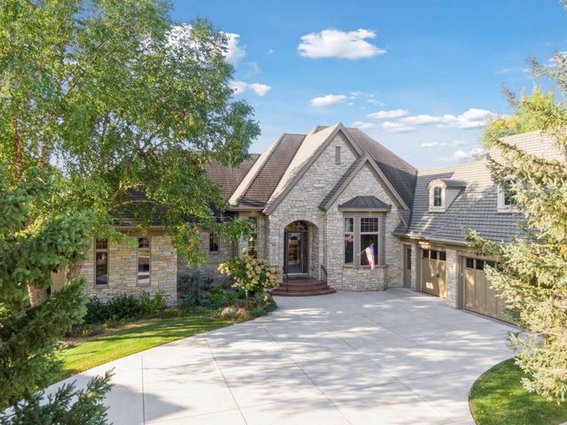 10683 Sonoma Ridge, Eden Prairie, MN 55347