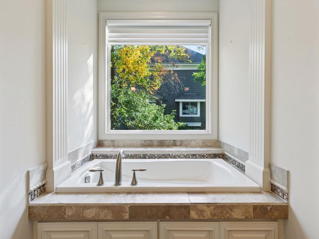 10683 Sonoma Ridge, Eden Prairie, MN 55347