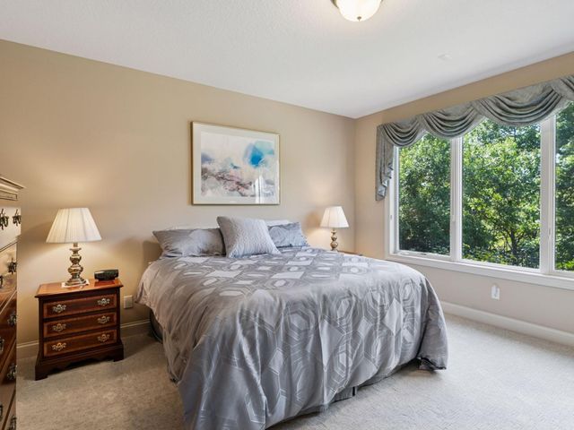 10683 Sonoma Ridge, Eden Prairie, MN 55347