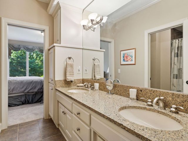 10683 Sonoma Ridge, Eden Prairie, MN 55347