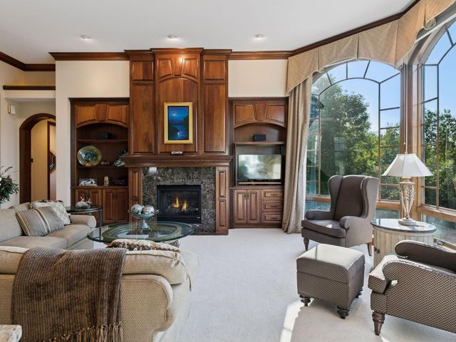 10683 Sonoma Ridge, Eden Prairie, MN 55347