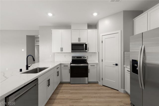 4516 Cave Lake Avenue, North Las Vegas, NV 89032