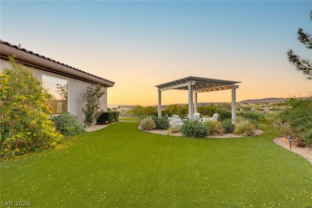 6 Brookridge Drive, Henderson, NV 89052