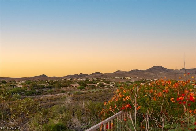 6 Brookridge Drive, Henderson, NV 89052