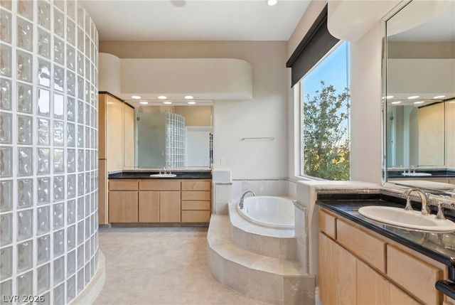 6 Brookridge Drive, Henderson, NV 89052