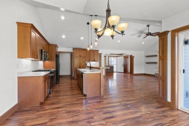 1923 PARIS LANE, De Pere, WI 54115