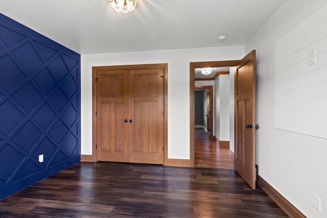 1923 PARIS LANE, De Pere, WI 54115