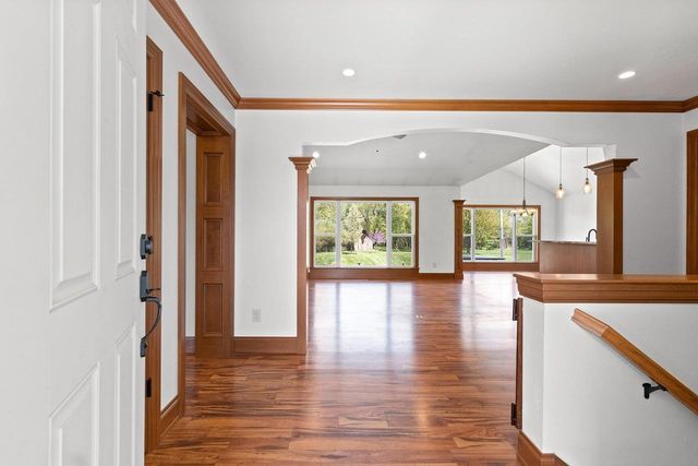 1923 PARIS LANE, De Pere, WI 54115