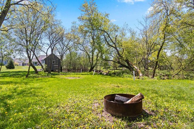 1923 PARIS LANE, De Pere, WI 54115