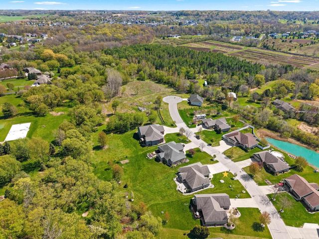 1923 PARIS LANE, De Pere, WI 54115