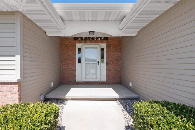 1923 PARIS LANE, De Pere, WI 54115