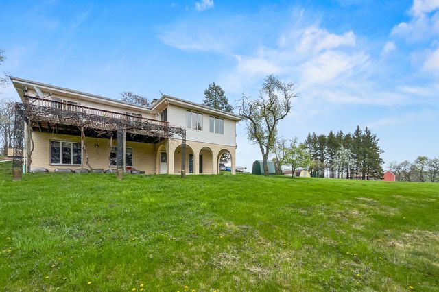 27855 W Main Street, Wauconda, IL 60084