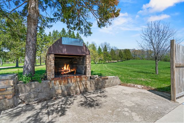 27855 W Main Street, Wauconda, IL 60084