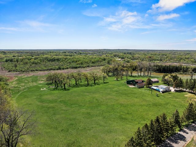 27855 W Main Street, Wauconda, IL 60084
