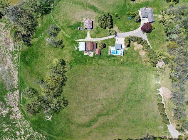 27855 W Main Street, Wauconda, IL 60084