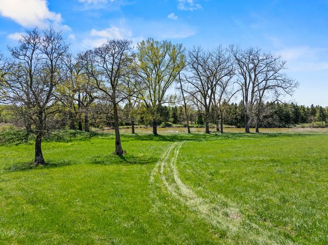 27855 W Main Street, Wauconda, IL 60084