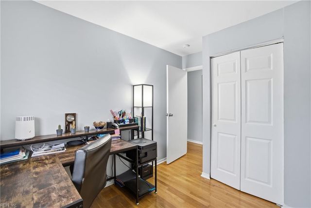 4 Tillerson DR, Newport News, VA 23602