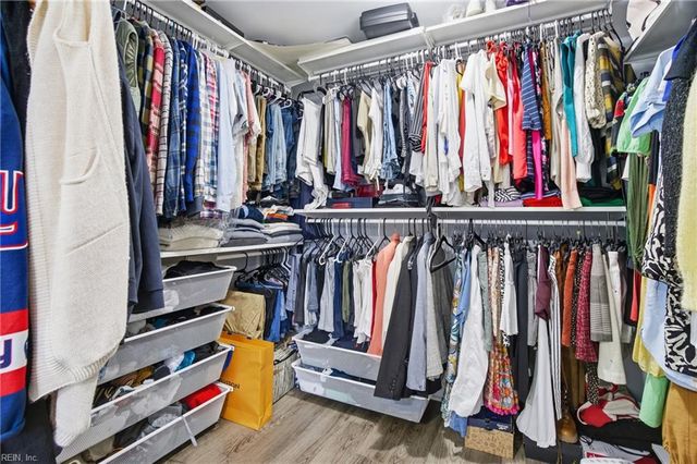 4 Tillerson DR, Newport News, VA 23602