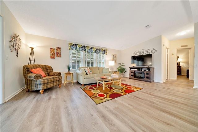 926 SAINT ANDREWS BOULEVARD, Lady Lake, FL 32159