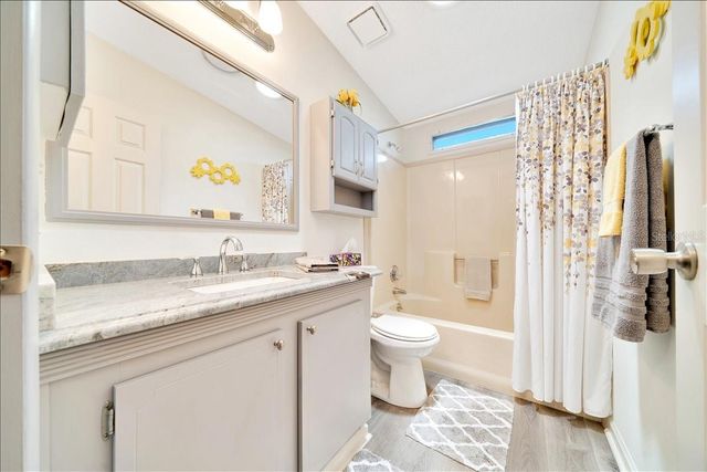 926 SAINT ANDREWS BOULEVARD, Lady Lake, FL 32159