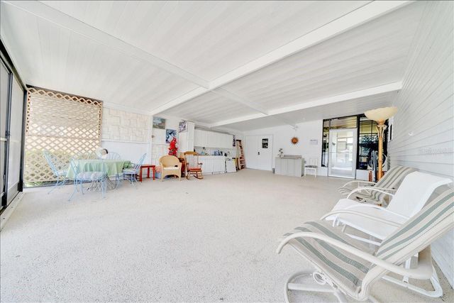 926 SAINT ANDREWS BOULEVARD, Lady Lake, FL 32159