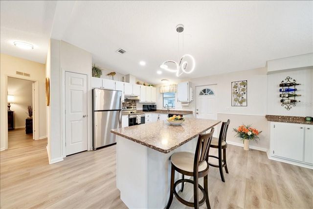 926 SAINT ANDREWS BOULEVARD, Lady Lake, FL 32159