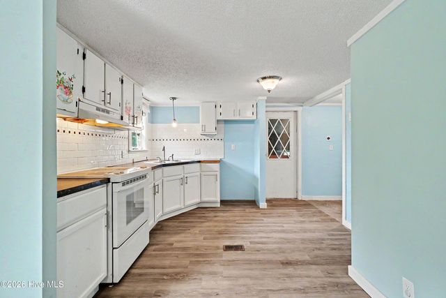 3201 Oakley Circle, Castle Hayne, NC 28429