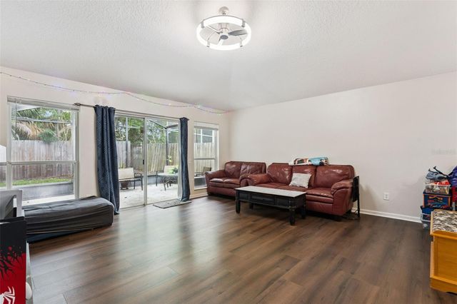 266 HANGING MOSS CIRCLE, Lake Mary, FL 32746