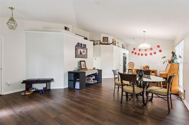 266 HANGING MOSS CIRCLE, Lake Mary, FL 32746