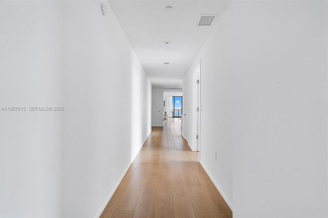 788 NE 23rd St 2001, Miami, FL 33137