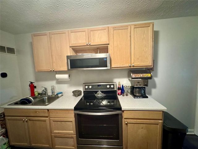 3161 KEENLY IVES Court, Buford, GA 30519