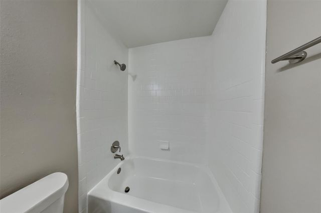 18131 Gravenhurst Lane, Tomball, TX 77377