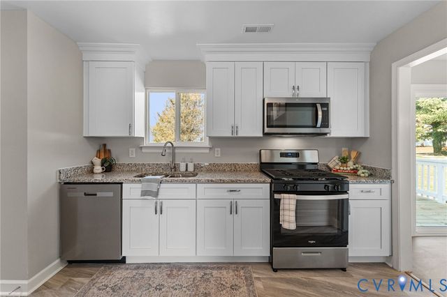 1716 Almond Creek North Ter, Henrico, VA 23231