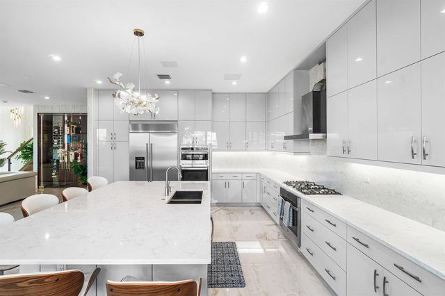 8233 Crystal Downs Avenue, Boca Raton, FL 33434
