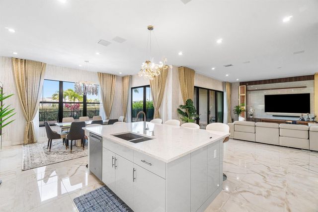 8233 Crystal Downs Avenue, Boca Raton, FL 33434
