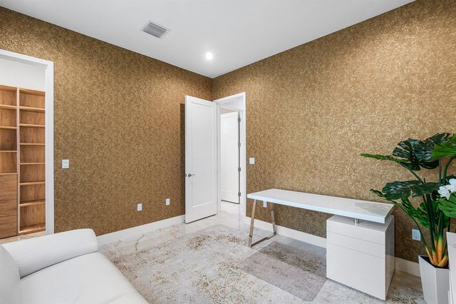 8233 Crystal Downs Avenue, Boca Raton, FL 33434