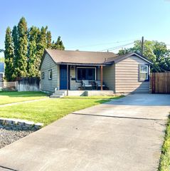 1002 Sanford Ave, Richland, WA 99352