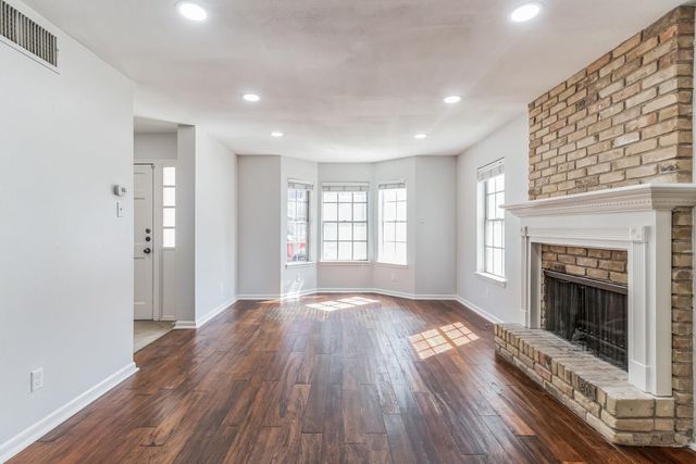 1704 San Antonio ST, Austin, TX 78701