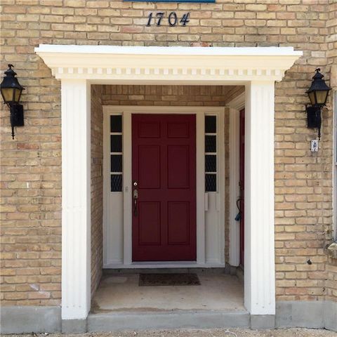 1704 San Antonio ST, Austin, TX 78701