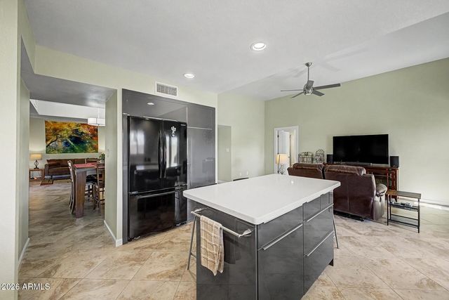 6221 N 21ST Drive, Phoenix, AZ 85015